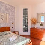בית נופש La Spiaggetta By Interhome